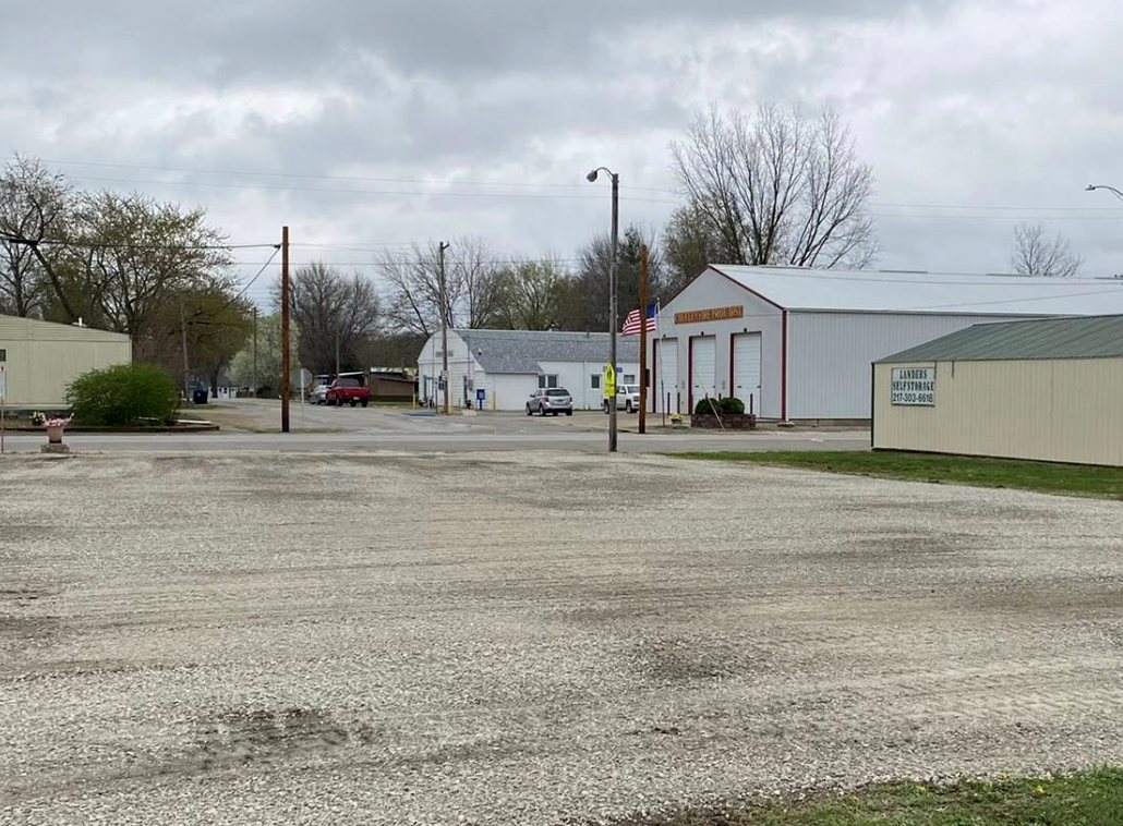 Gravel drive and yard completed in town
